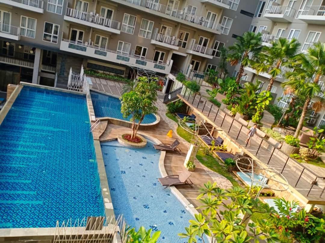 Graha Makara Suite Hotel & Residence Cikarang Kültér fotó