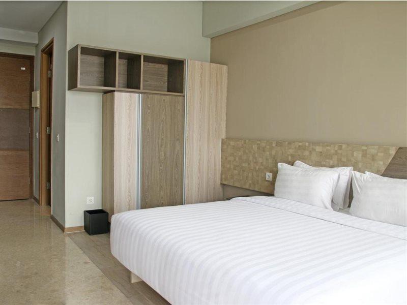 Graha Makara Suite Hotel & Residence Cikarang Kültér fotó